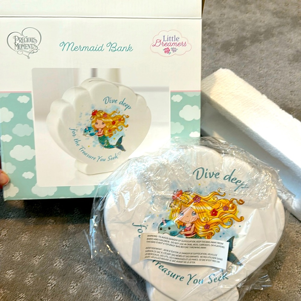 (NIB) Precious Moments Mermaid Bank